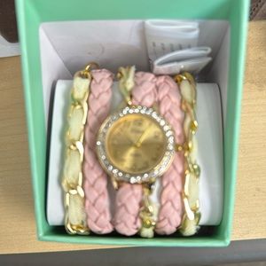 New Accutime Vivani gold toned watch set